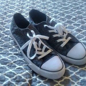 Airwalk Tennis Shoes